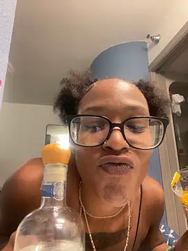 Snapshot of slimerlla chatting on 11-06-25, 11:59 slimerlla online show from 11-06-25, 11:59