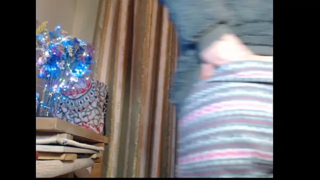 amorelara online show from 10-01-25, 04:40