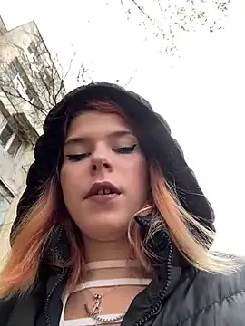 RiriRoseey online show from 12-23-24, 08:22