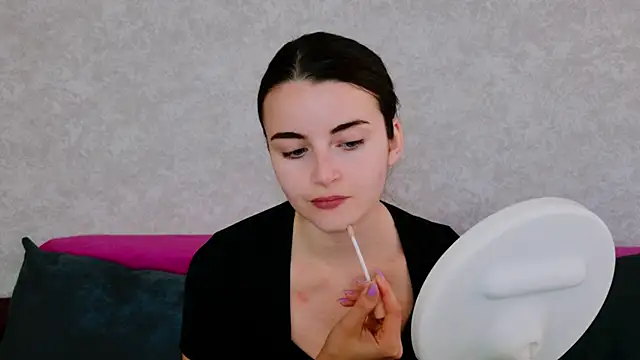 Miss Arwen online show from 09-26-25, 05:00