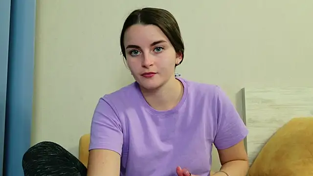 Miss Arwen online show from 04-25-26, 04:48