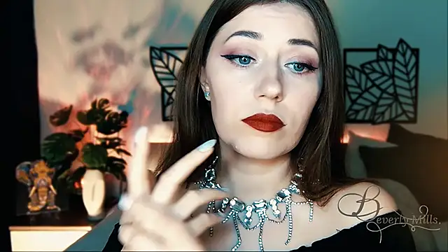 MissBeverlyMills online show from 02-09-25, 04:29