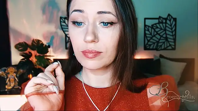 MissBeverlyMills online show from 02-16-25, 06:43