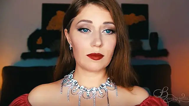 MissBeverlyMills online show from 09-12-25, 06:19