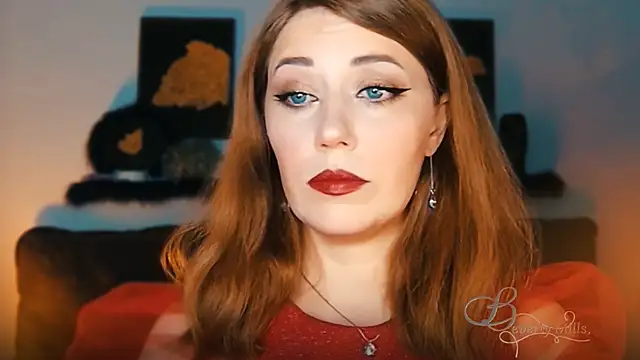 MissBeverlyMills online show from 09-19-25, 07:25