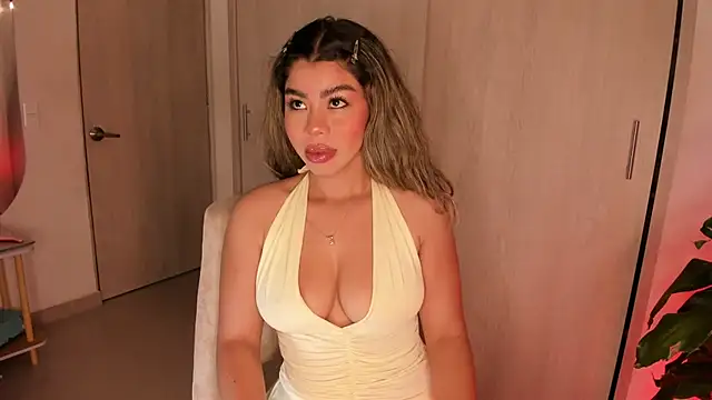 Melina Ferrer1 online show from 06-25-26, 01:48