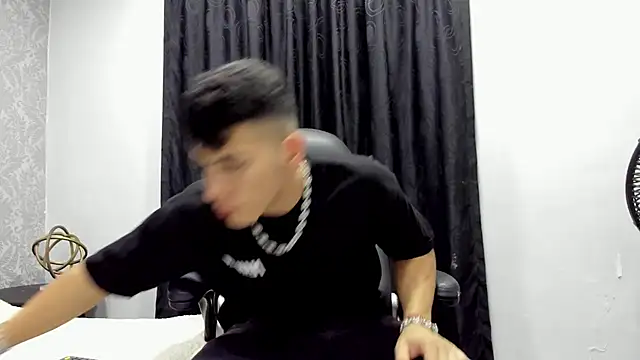 andrew rose  online show from 12-16-24, 02:57