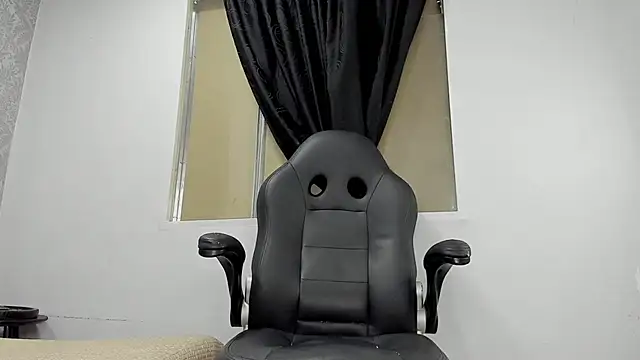 andrew rose  online show from 03-19-25, 04:34