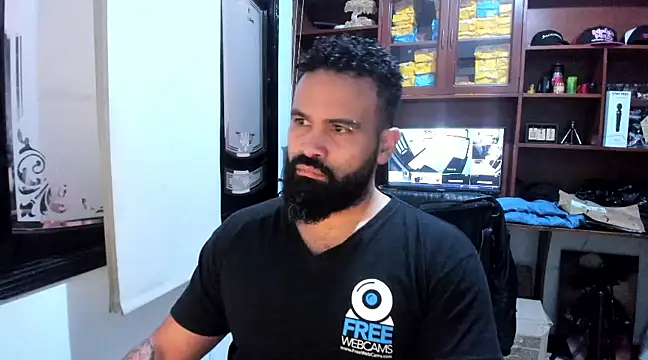 Snapshot of Drako_Argentii chatting on 02-15-25, 07:50 Drako Argentii online show from 02-15-25, 07:50