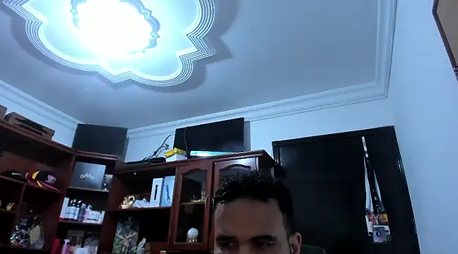 Snapshot of Drako_Argentii chatting on 03-16-25, 06:20 Drako Argentii online show from 03-16-25, 06:20