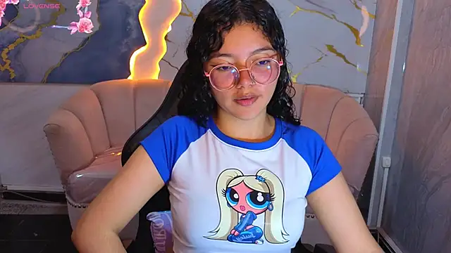 victoria castillo b online show from 05-02-26, 07:41