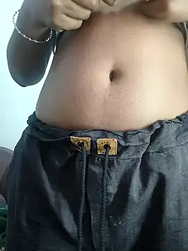 Snapshot of Sarita_7 chatting on 01-25-25, 03:51 Sarita 7 online show from 01-25-25, 03:51