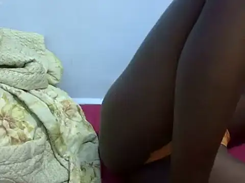 Snapshot of sweet-bery chatting on 02-23-25, 03:29 sweet-bery online show from 02-23-25, 03:29