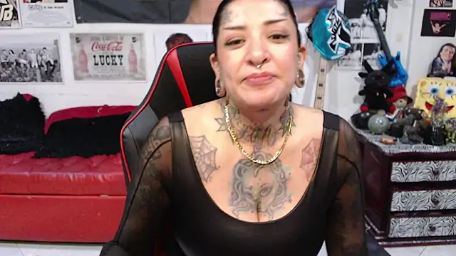 Snapshot of Rollyderolandia666 chatting on 01-08-25, 11:19 Rollyderolandia666 online show from 01-08-25, 11:19