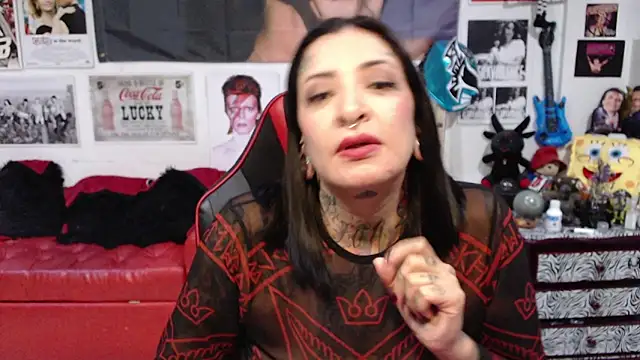 Snapshot of Rollyderolandia666 chatting on 03-08-25, 11:39 Rollyderolandia666 online show from 03-08-25, 11:39