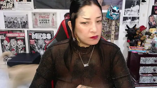 Snapshot of Rollyderolandia666 chatting on 10-09-25, 10:19 Rollyderolandia666 online show from 10-09-25, 10:19