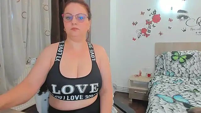 Adelamilfsex online show from 10-06-25, 06:38