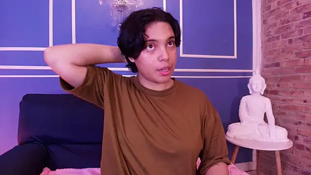 Emmapark  online show from 11-13-25, 01:04