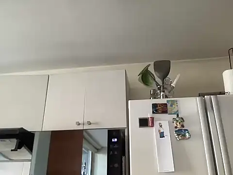 littlelatinhunter online show from 12-05-25, 11:52