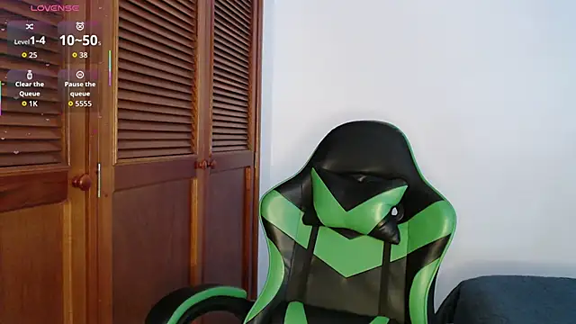 sofiaduque 26 online show from 02-28-26, 07:37