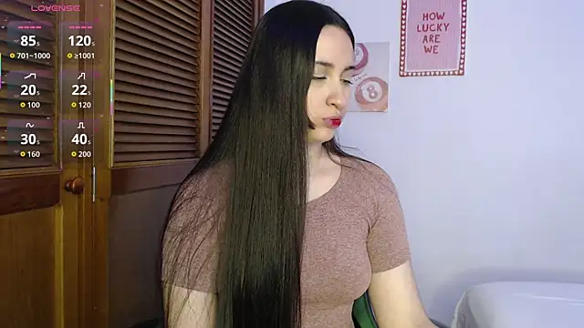 sofiaduque 26 online show from 04-29-26, 07:42