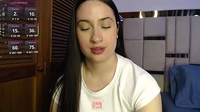 sofiaduque 26 online show from 05-09-26, 07:52