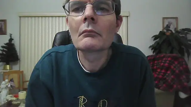 Copfiremen4566 online show from 12-28-24, 03:04