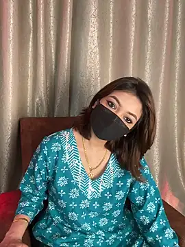 Jen jennyy1 online show from 03-18-26, 11:41