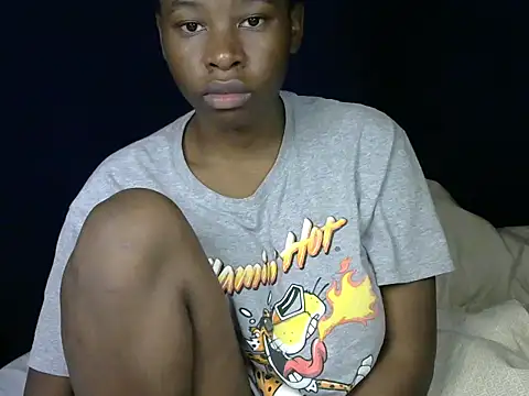 Snapshot of Novah_ chatting on 05-24-26, 12:48 Novah online show from 05-24-26, 12:48