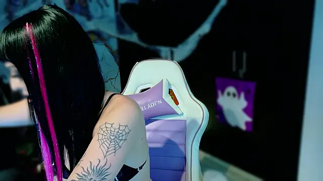 Madison Jackson online show from 10-15-25, 09:26