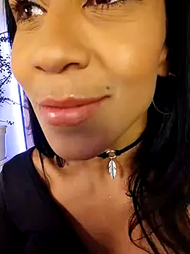 Charlotte Bayron online show from 12-13-24, 03:05