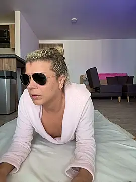 Georgiafox online show from 12-21-25, 07:10