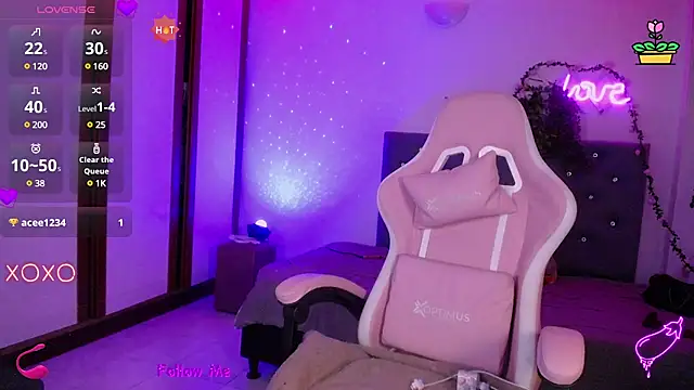 SexyLuna   online show from 01-08-25, 12:17