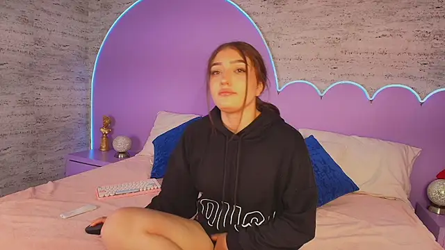 Snapshot of Giaa_Ross chatting on 03-12-26, 07:31 Giaa Ross online show from 03-12-26, 07:31