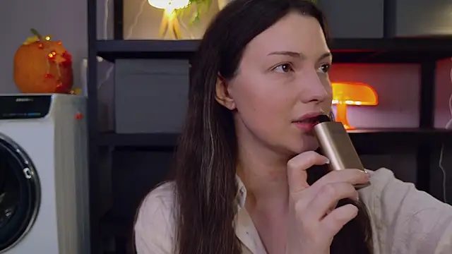 Miley Smile online show from 11-06-25, 05:19