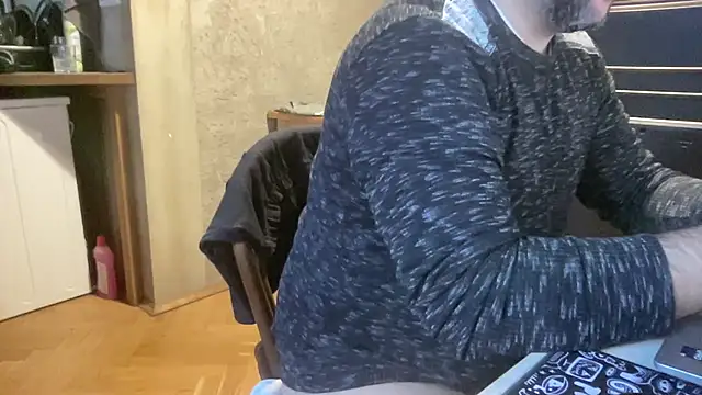 Snapshot of RedDante89 chatting on 11-07-25, 09:53 RedDante89 online show from 11-07-25, 09:53