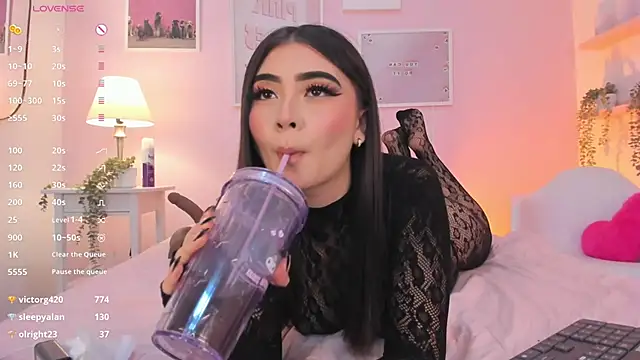 Snapshot of little-natt chatting on 02-08-25, 04:25 little-natt online show from 02-08-25, 04:25