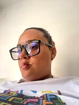 Snapshot of keirabbw chatting on 11-06-25, 04:52 keirabbw online show from 11-06-25, 04:52