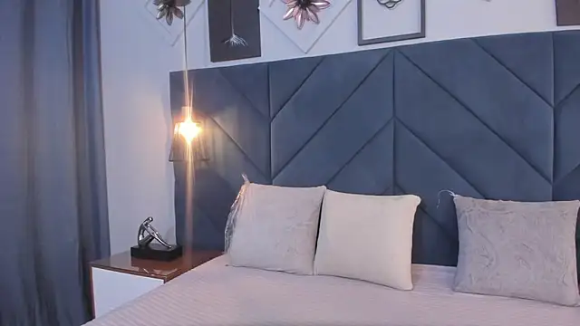 Snapshot of sarita_hills chatting on 12-11-24, 03:56 sarita hills online show from 12-11-24, 03:56