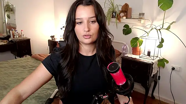 Lenas Room online show from 05-25-26, 05:57