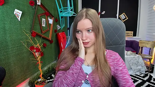 MayaSinabon online show from 12-11-24, 10:14
