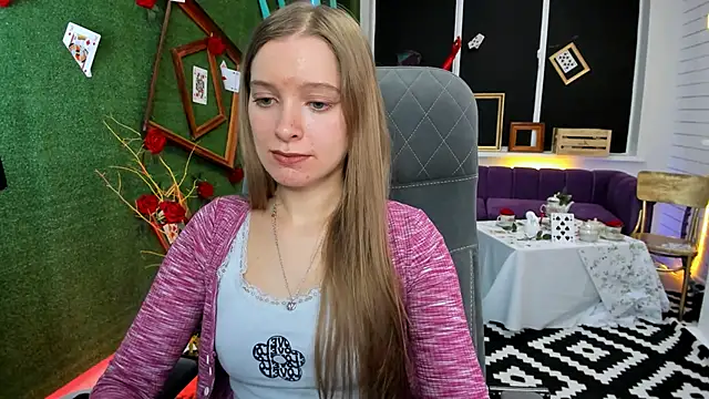 MayaSinabon online show from 12-11-24, 01:17