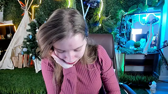 MayaSinabon online show from 12-14-24, 01:38