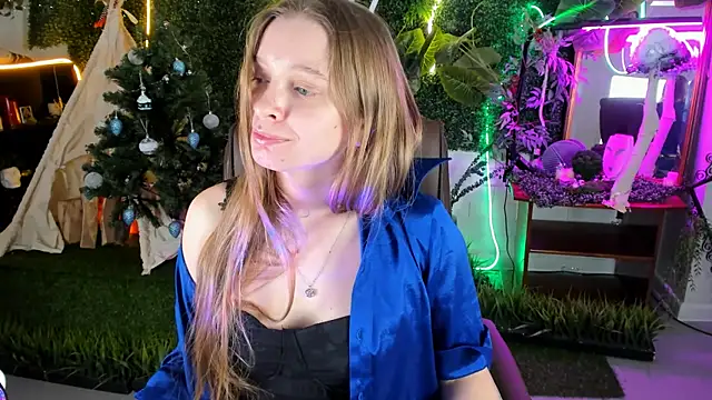 MayaSinabon online show from 12-17-24, 03:17