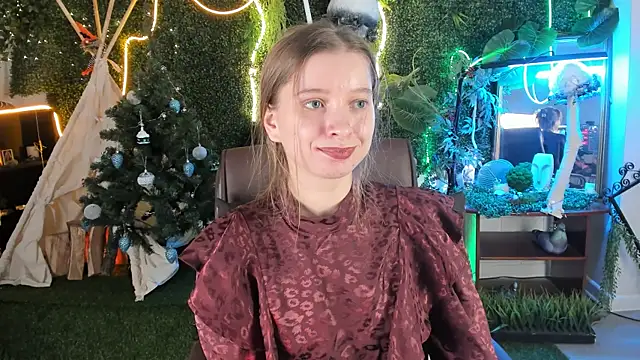 MayaSinabon online show from 12-22-24, 12:16