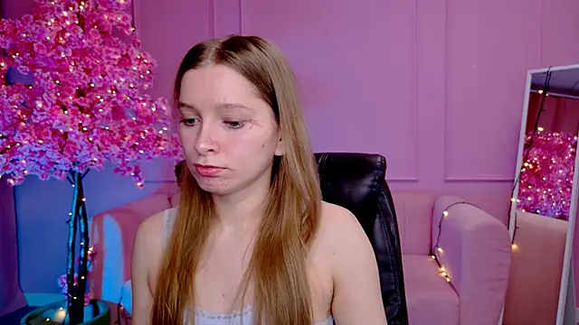 MayaSinabon online show from 02-26-25, 12:14