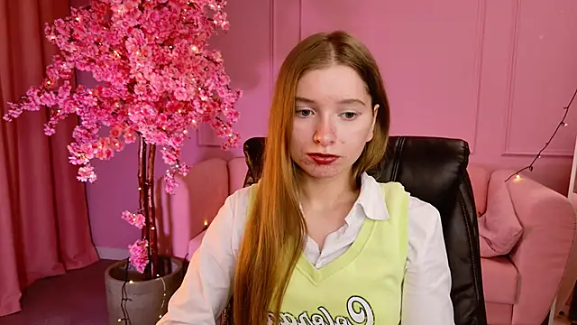 MayaSinabon online show from 03-08-25, 12:20