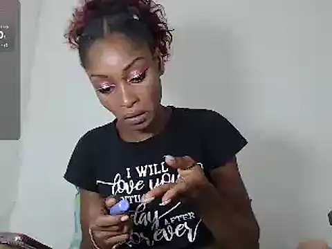 Snapshot of Britanylee_01x chatting on 12-27-24, 04:47 Britanylee 01x online show from 12-27-24, 04:47