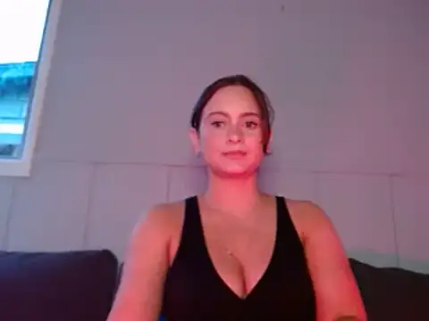 Sophie Raegan online show from 03-12-25, 02:01