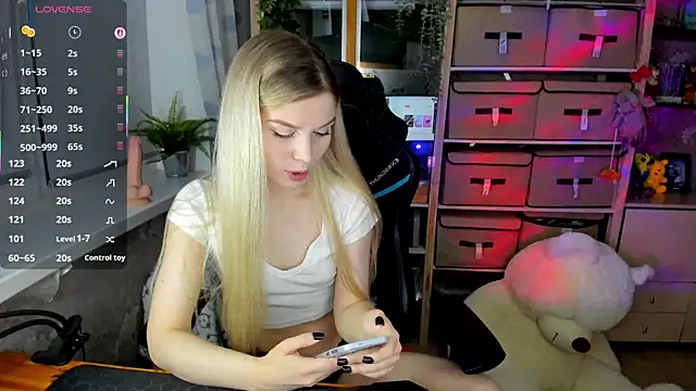 omg lina online show from 11-11-25, 01:00